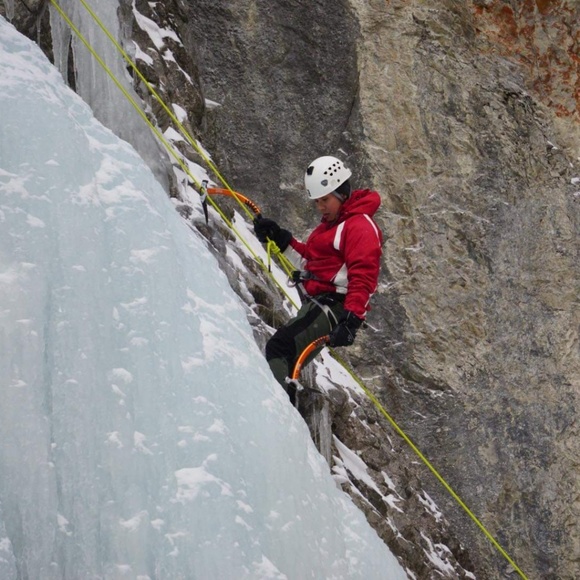 Meet your Posher, Raymond - Picture 1 of 1